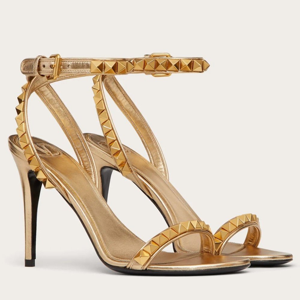 Cheap Reps Valentino Rockstud No Limit Sandal 100mm In Gold Metallic Nappa