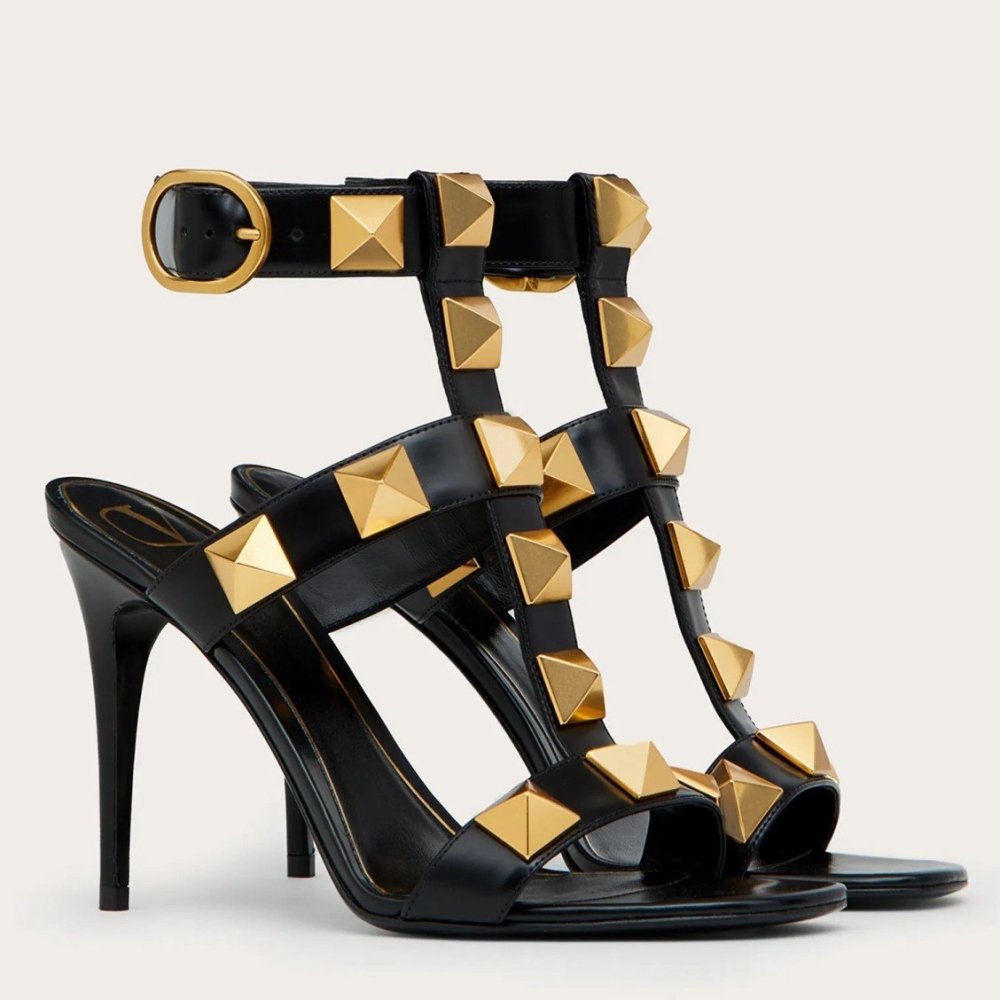 Cheap Reps Valentino Roman Stud Sandals 100mm In Black Calfskin