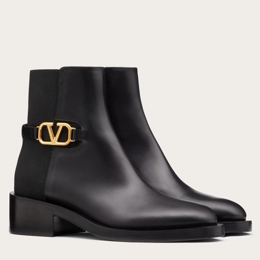 Cheap Reps Valentino VLogo Signature Ankle Boots In Black Leather