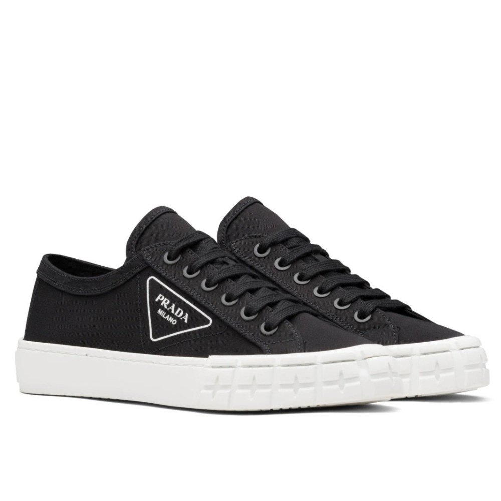 Cheap Reps Prada Womens Low-top Sneakers In Black Gabardine Fabric