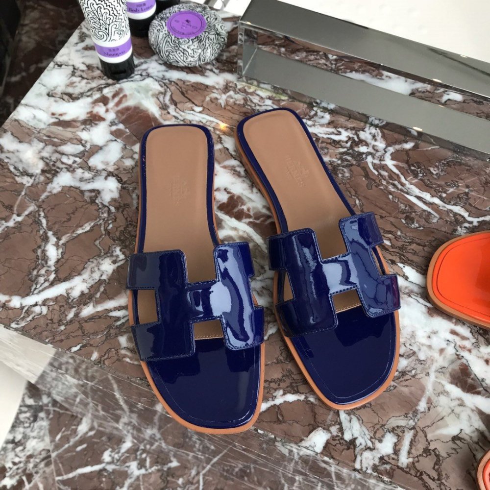 Cheap Reps Hermes Oran Slide Sandals In Blue Patent Calfskin